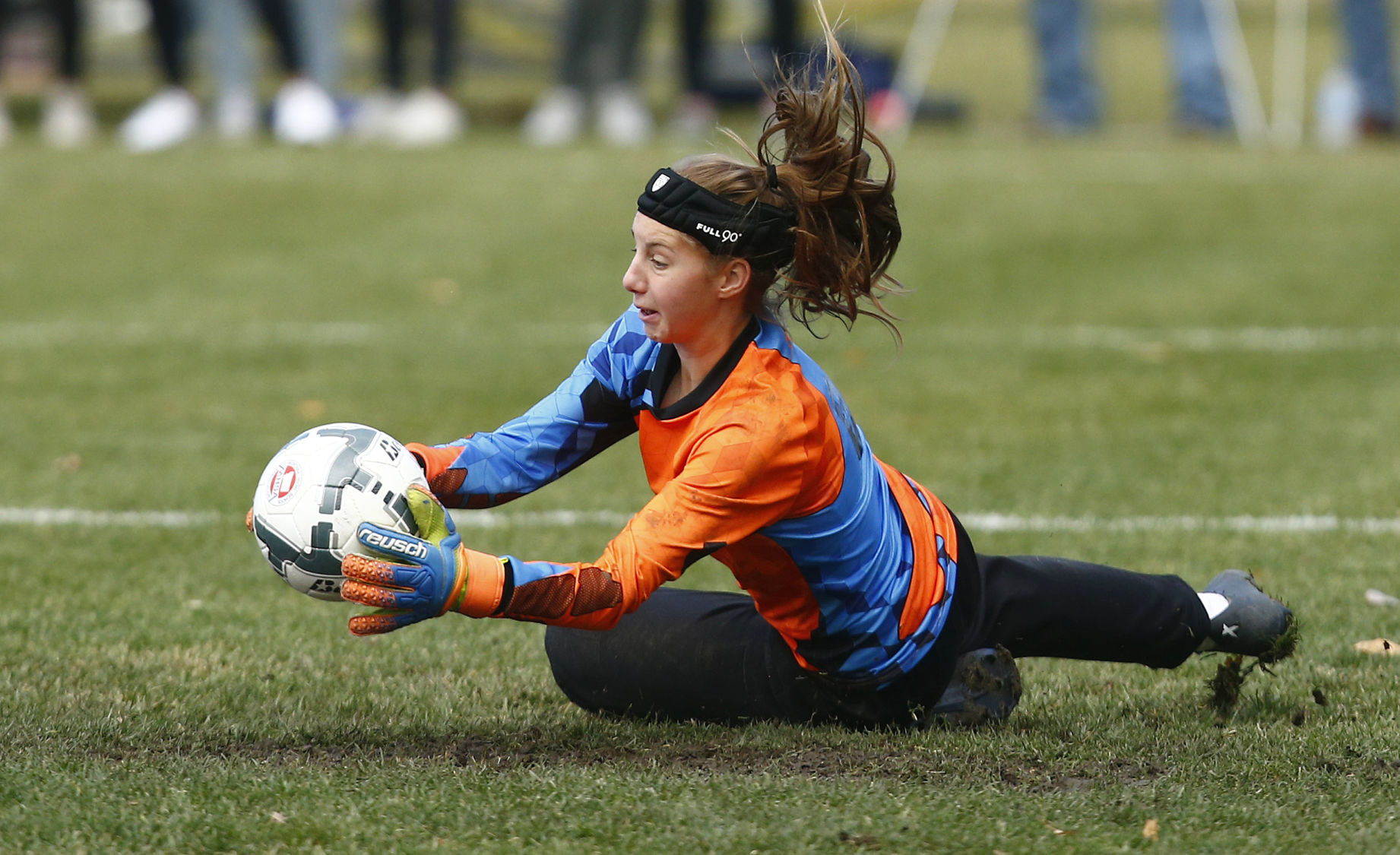 Billings Central defeats Laurel in championship shootout